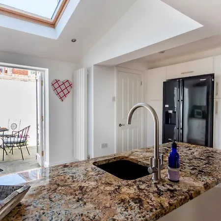 48 Fairfax Street בית נופש *